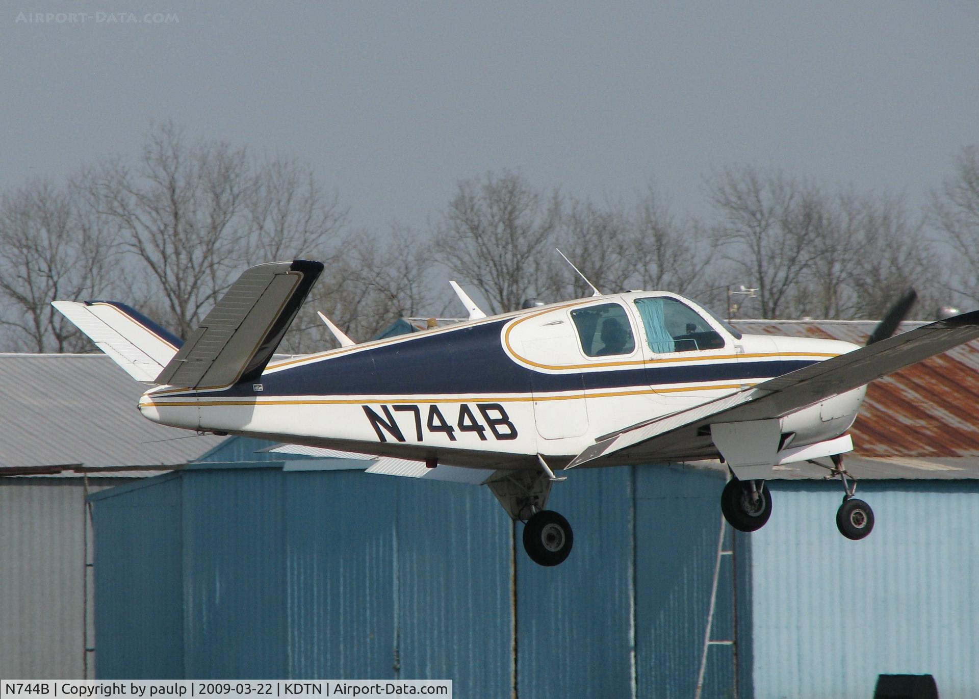 N744B, 1948 Beech A35 Bonanza C/N D-1750, At Downtown Shreveport.