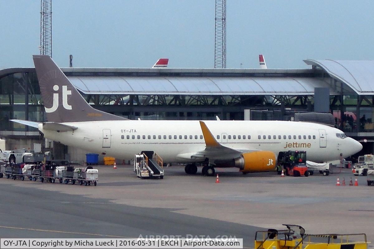 OY-JTA, 1987 Boeing 737-33A C/N 23631, At Kastrup