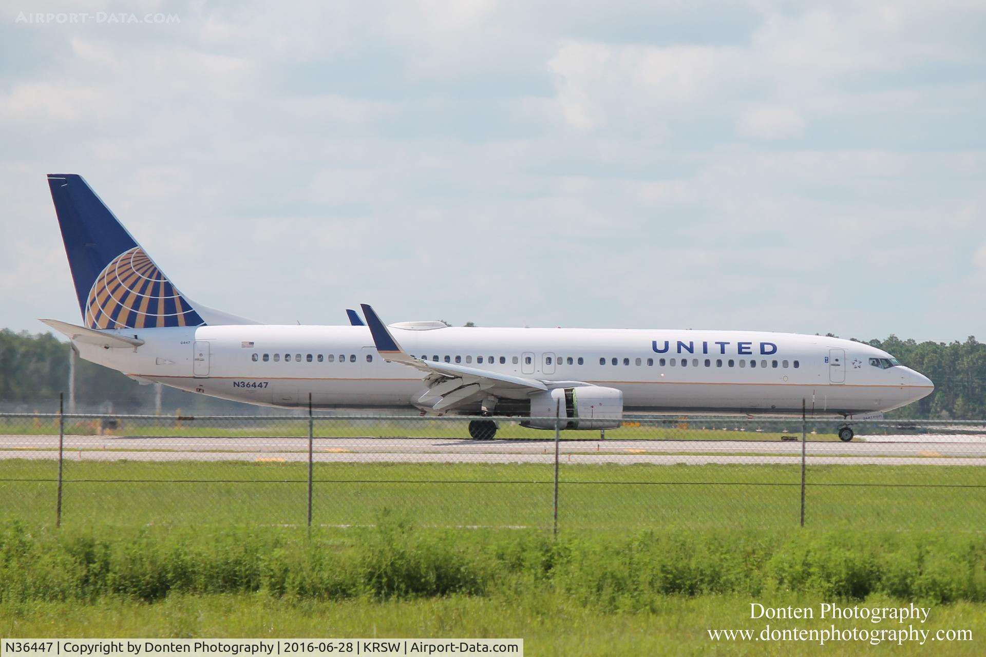 N36447, 2012 Boeing 737-924/ER C/N 31650, United Flight 503 (N36447) arrives at Southwest Florida International Airport following flight from Newark-Liberty International Airport