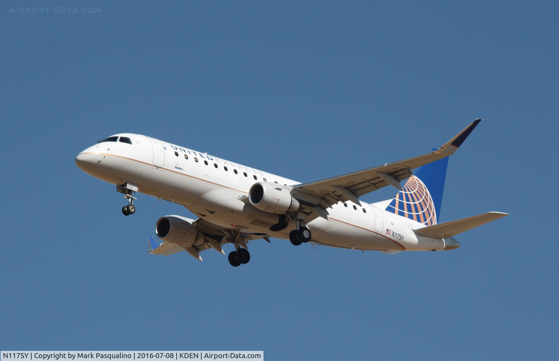N117SY, 2014 Embraer 175LR (ERJ-170-200LR) C/N 17000416, ERJ 170-200 LR