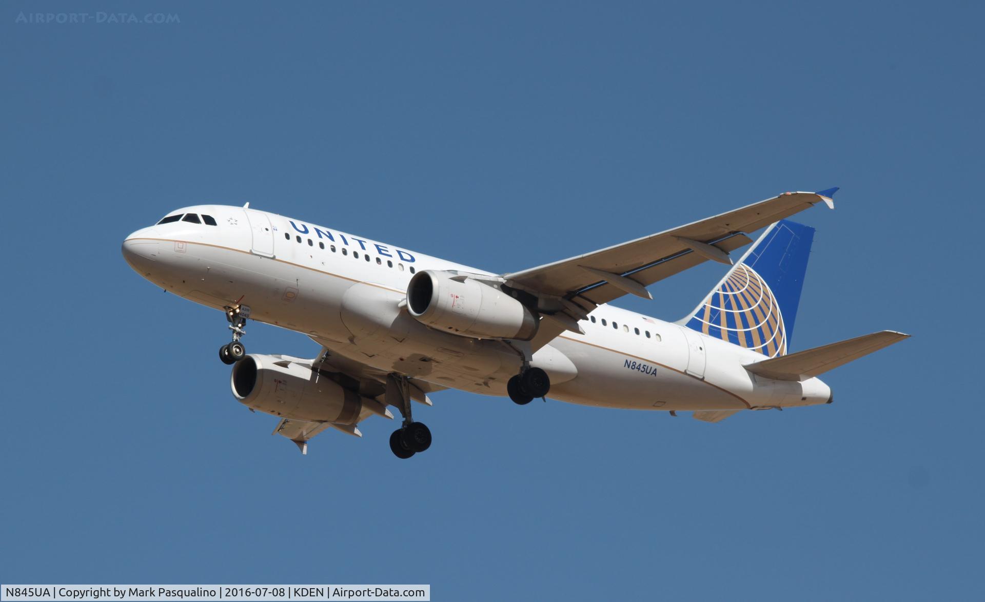 N845UA, 2001 Airbus A319-131 C/N 1585, Airbus A319