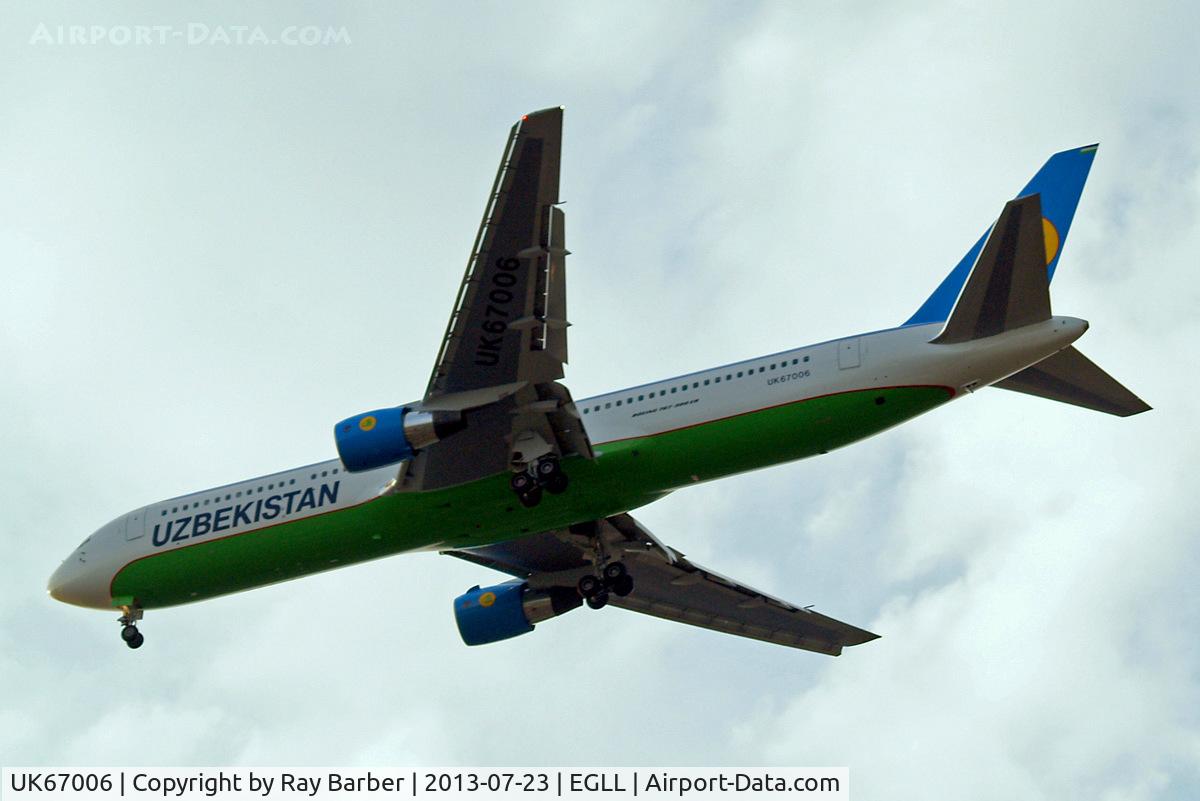 UK67006, 2013 Boeing 767-33PER C/N 40535, Boeing 767-33PER [40535] (Uzbekistan Airways) Home~G 23/07/2013. On approach 27R.