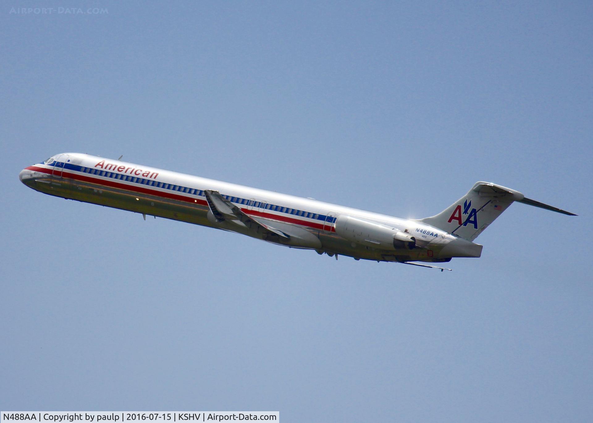 N488AA, 1988 McDonnell Douglas MD-82 (DC-9-82) C/N 49681, At Shreveport Regional.