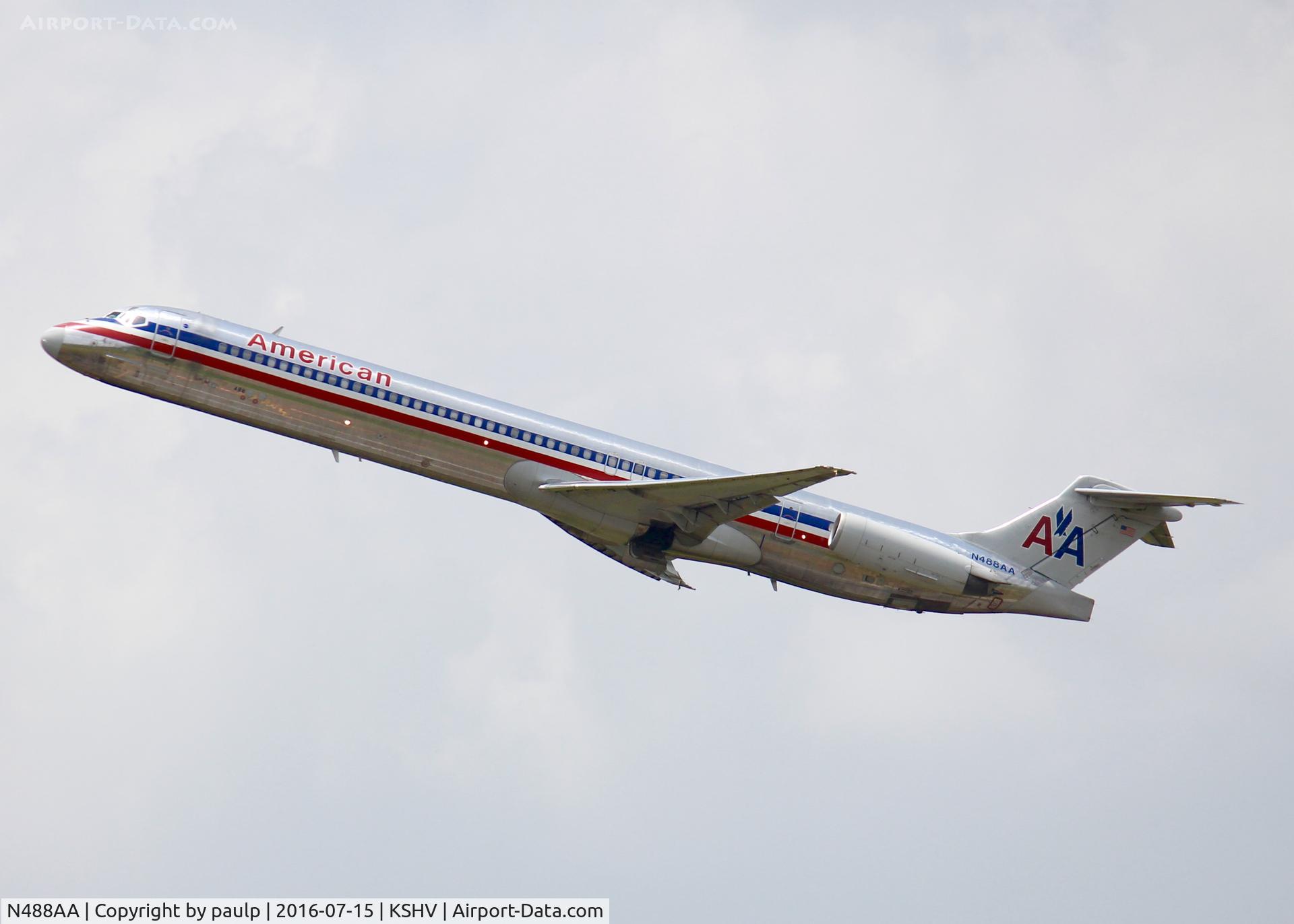 N488AA, 1988 McDonnell Douglas MD-82 (DC-9-82) C/N 49681, At Shreveport Regional.