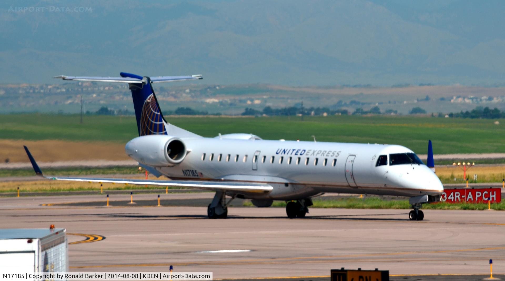 N17185, 2005 Embraer ERJ-145XR (EMB-145XR) C/N 14500922, Taxi Denver