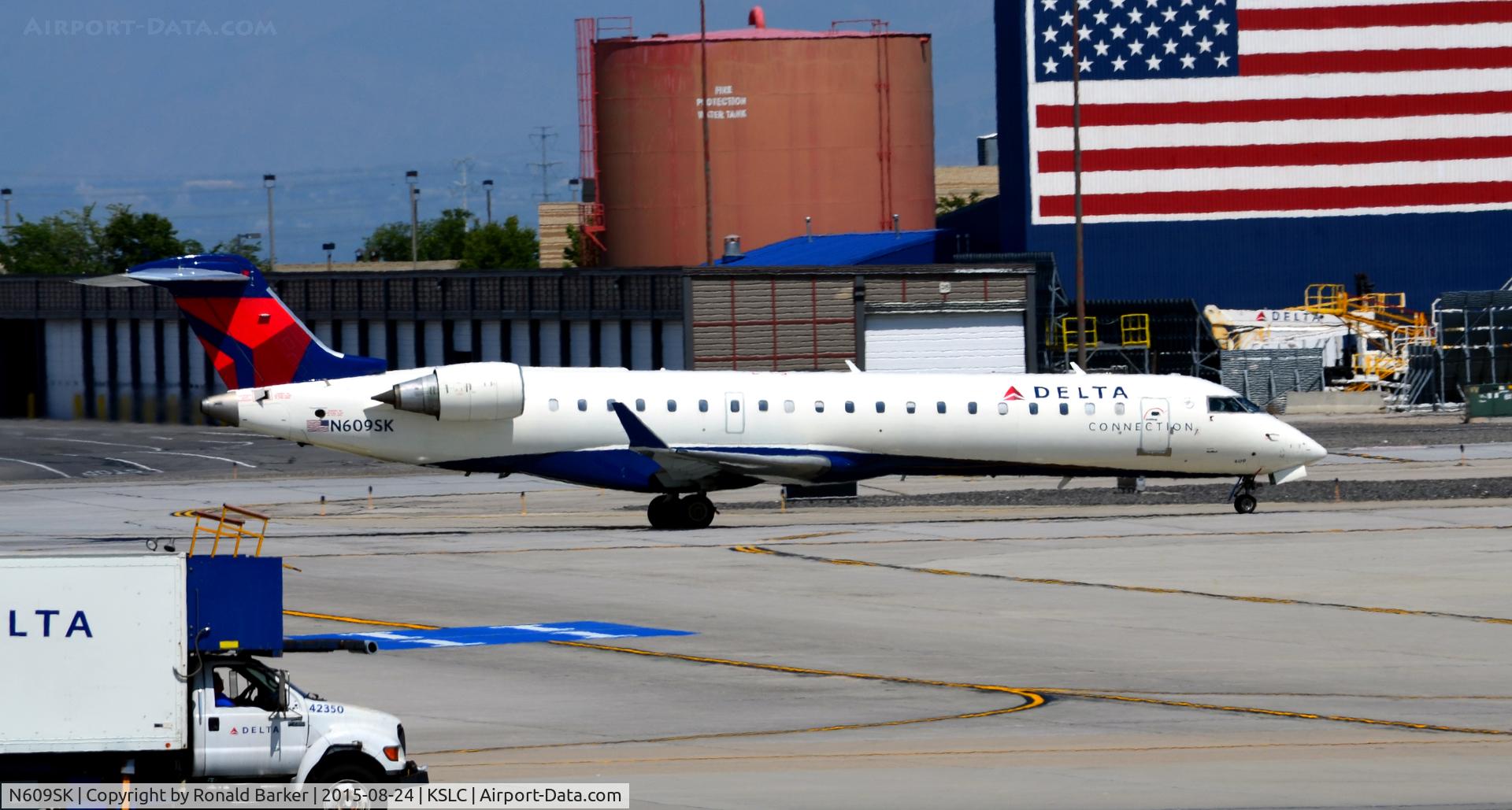 N609SK, 2002 Bombardier CRJ-701 (CL-600-2C10) Regional Jet C/N 10020, Taxi SLC