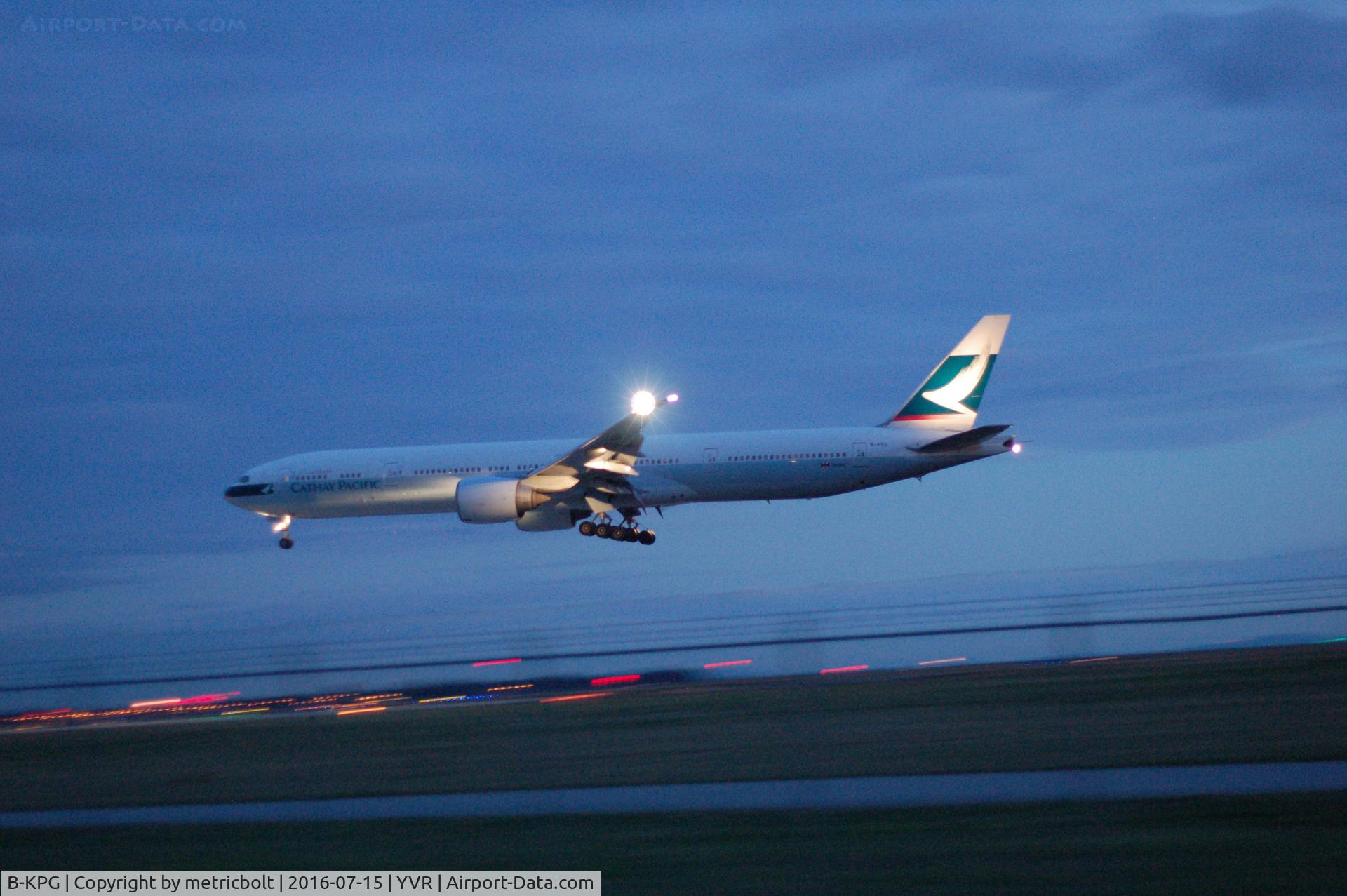 B-KPG, 2008 Boeing 777-367/ER C/N 35300, Arrival in YVR