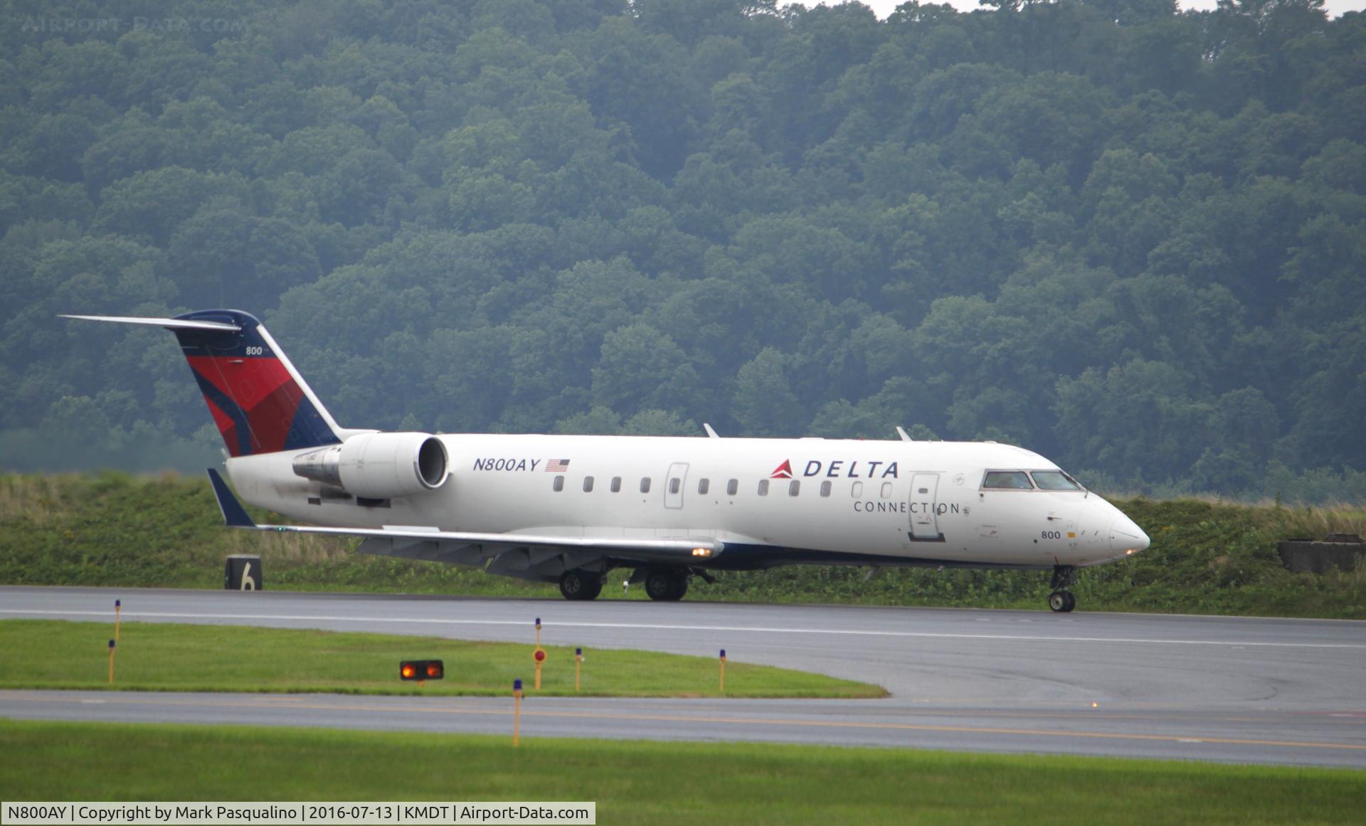 N800AY, 2004 Bombardier CRJ-200ER (CL-600-2B19) C/N 8000, CL-600-2B19