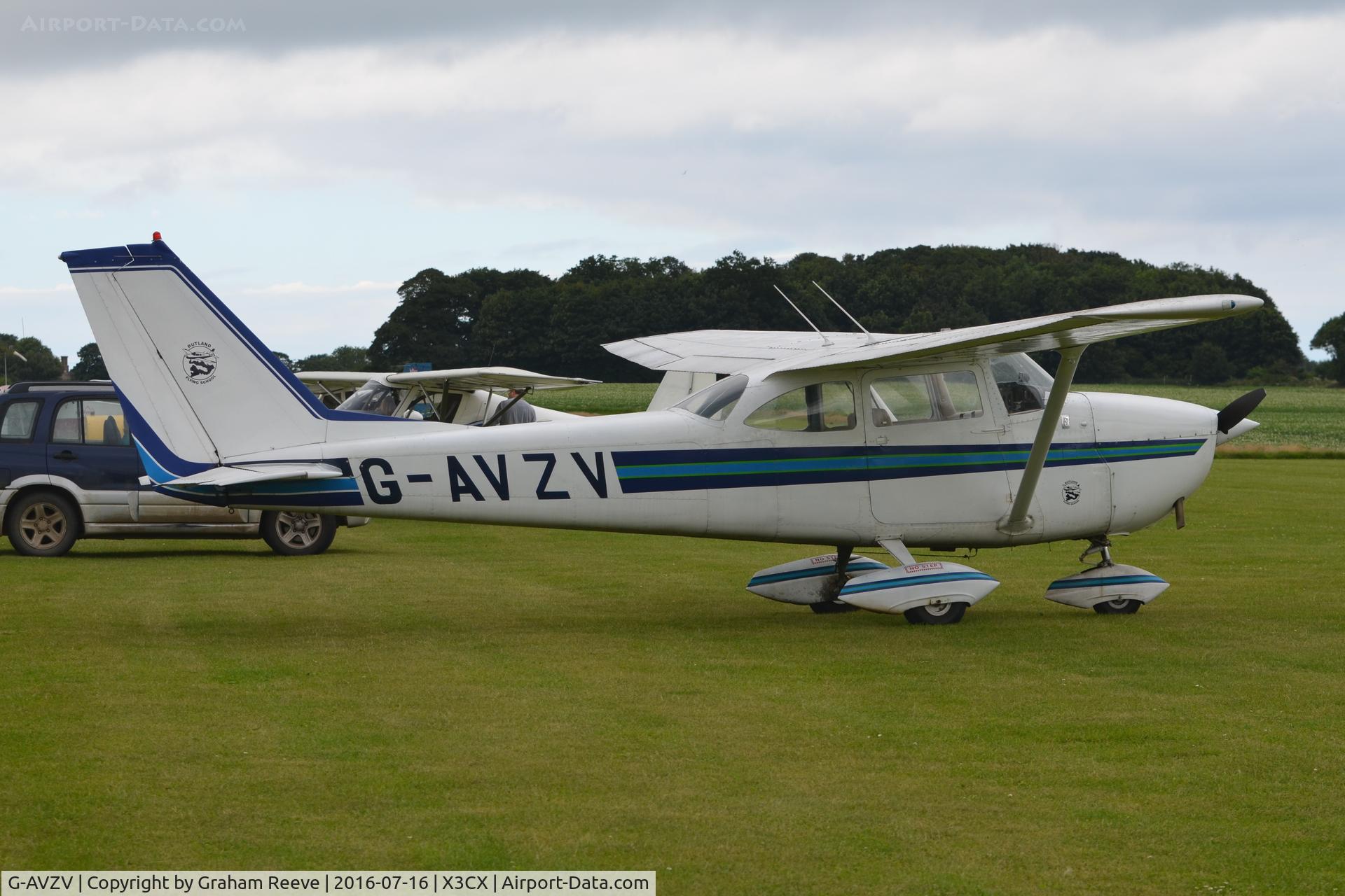 G-AVZV, 1967 Reims F172H Skyhawk C/N 0511, Parked at Northrepps.