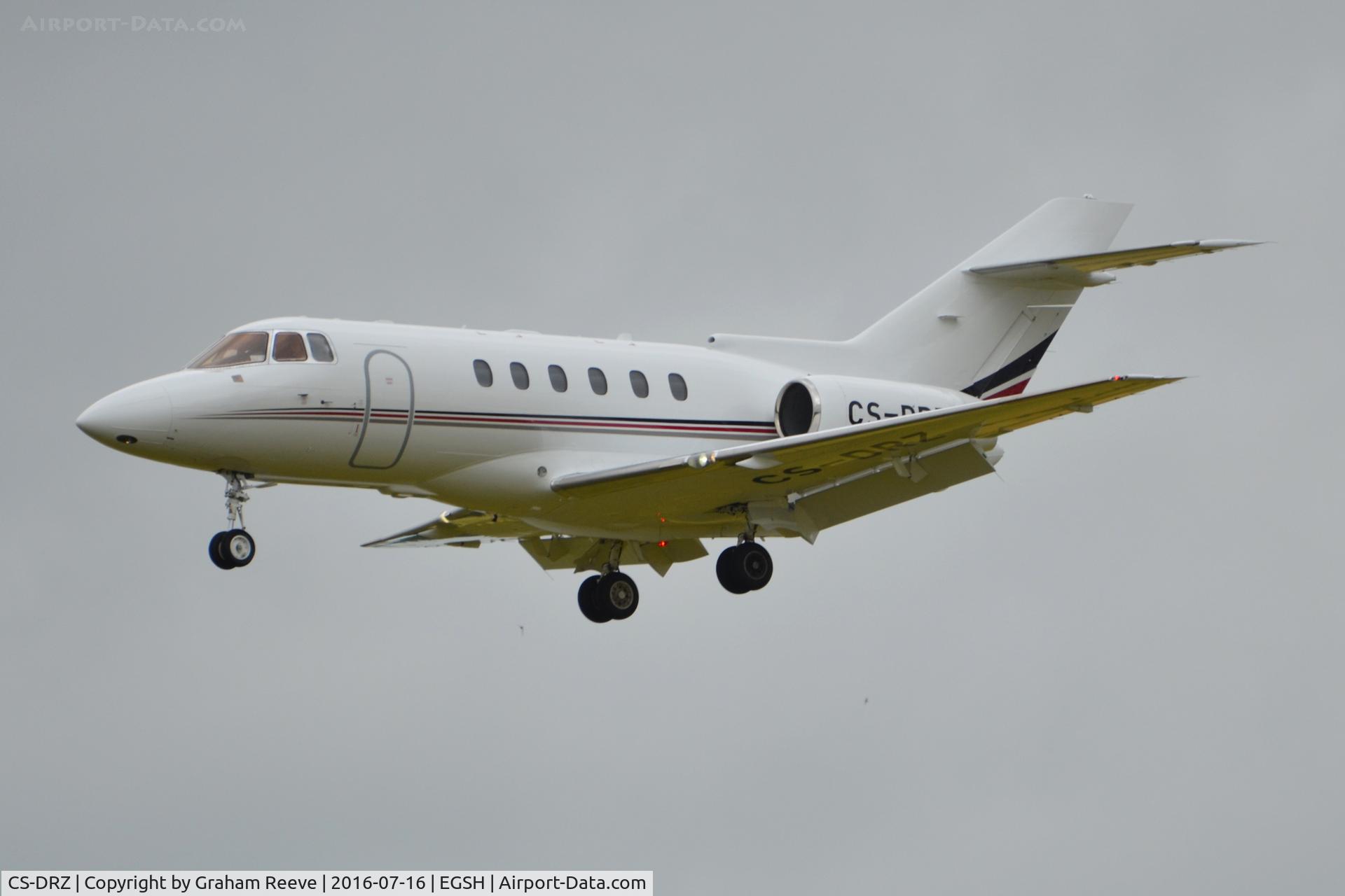 CS-DRZ, 2007 Hawker Beechcraft 800XPi C/N 258847, Landing at Norwich.