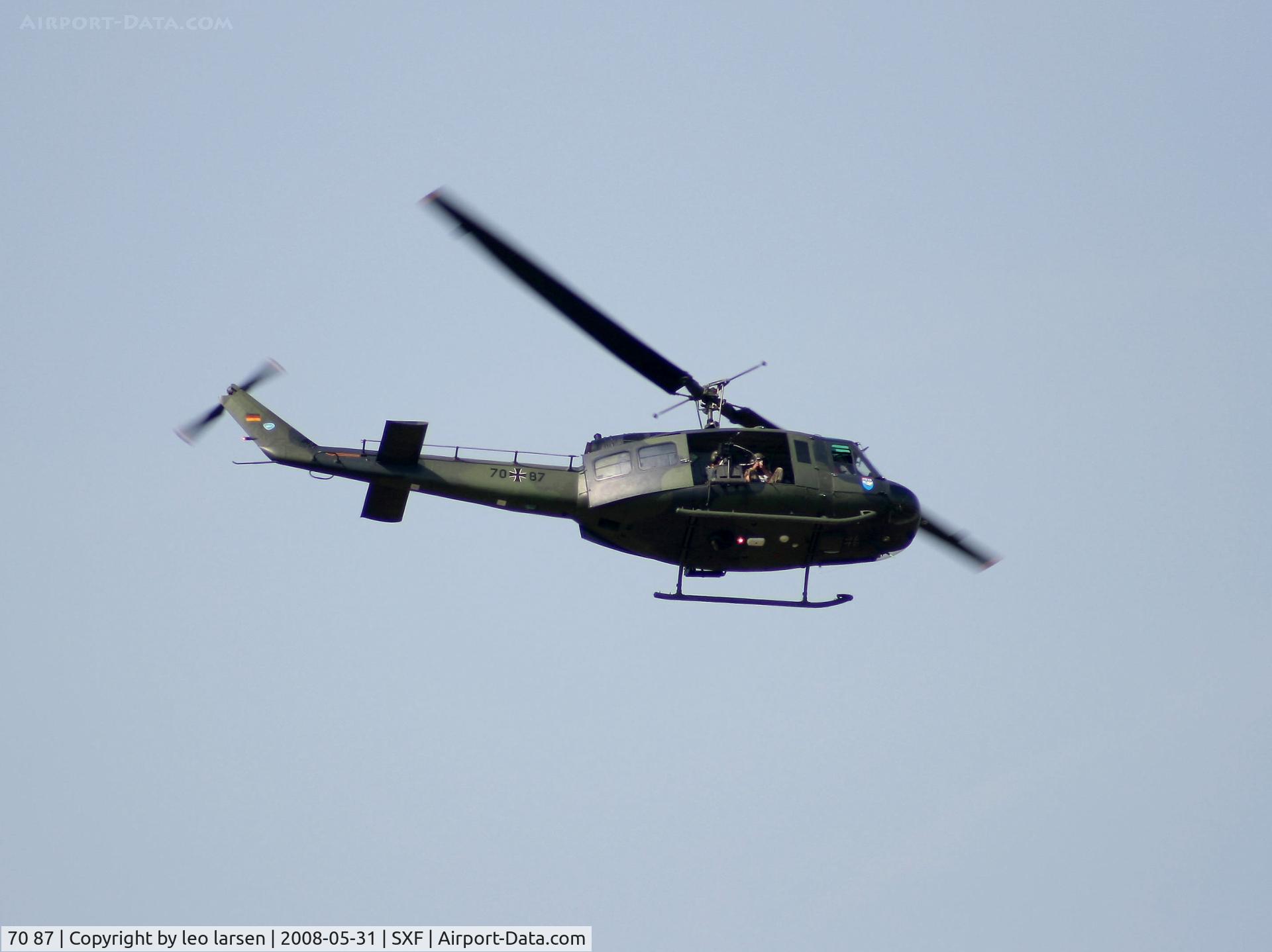 70 87, Bell (Dornier) UH-1D Iroquois (205) C/N 8147, Berlin Air Show 31.8.08