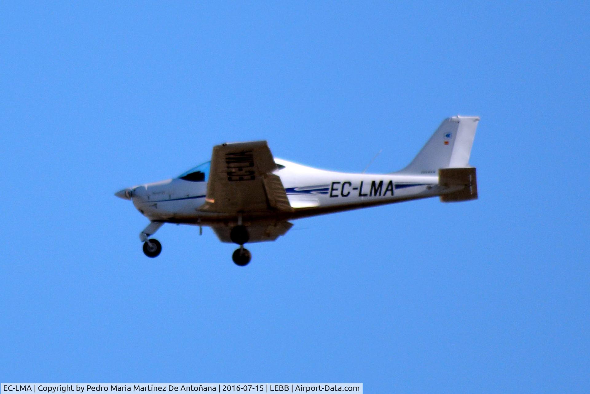 EC-LMA, 2011 Tecnam P-2002JF Sierra C/N 149, Loiu - Bilbao - España