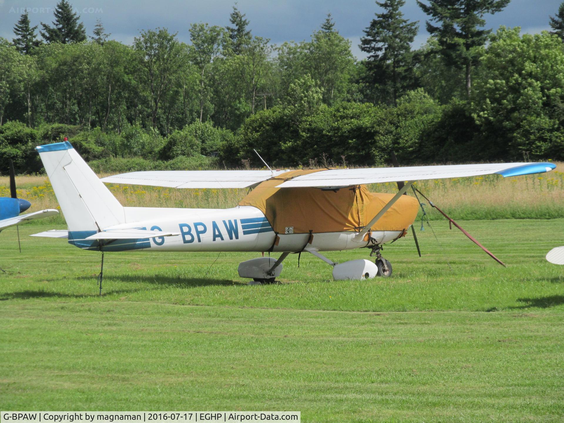 G-BPAW, 1976 Cessna 150M C/N 150-77923, at popham