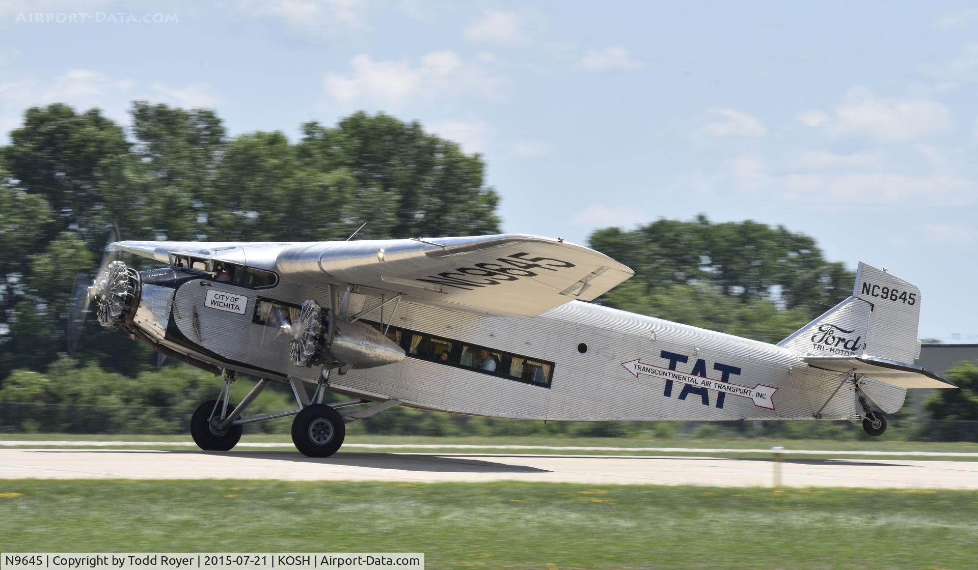 N9645, 1928 Ford 5-AT-B Tri-Motor C/N 8, Airventure 2015