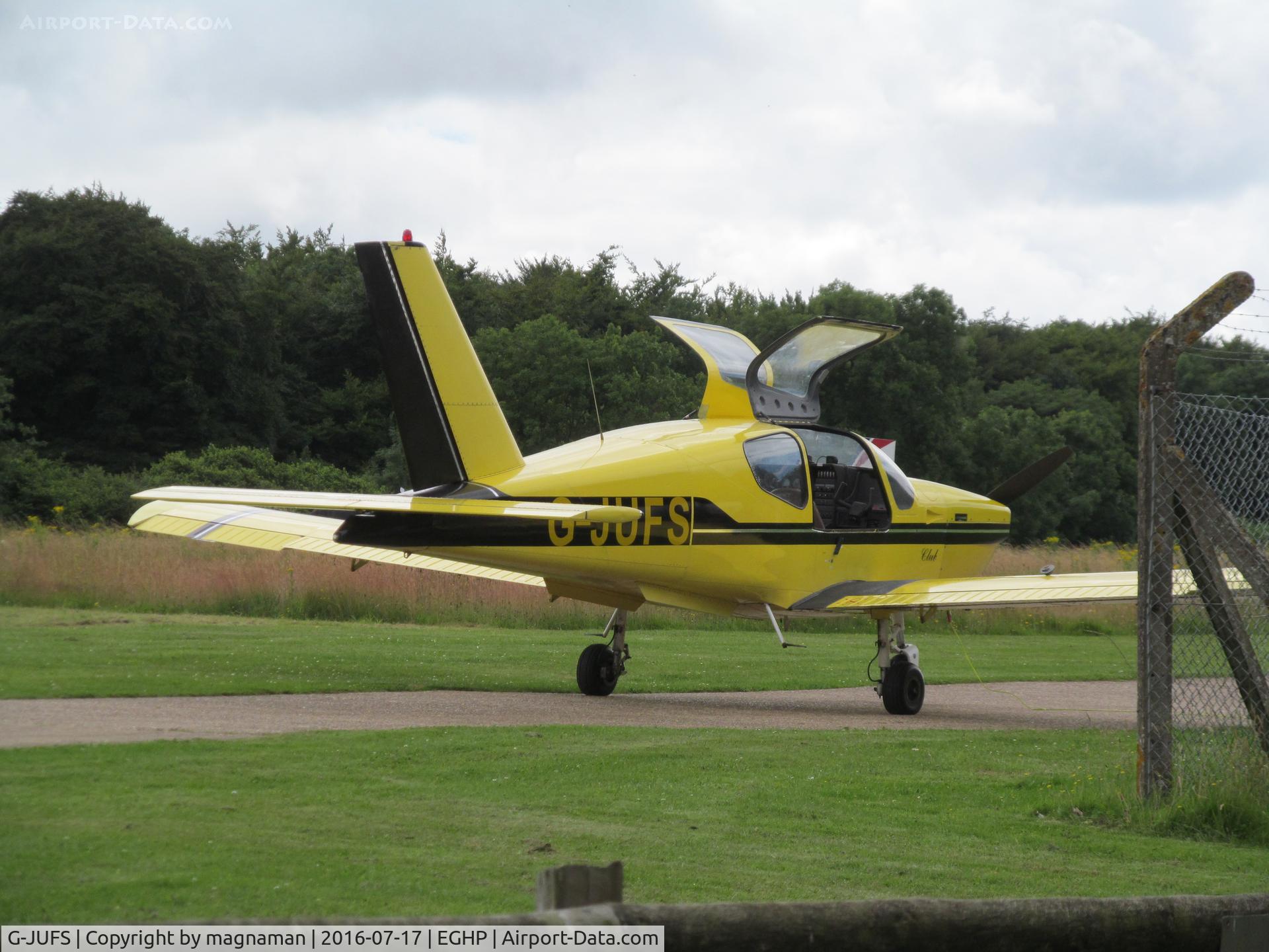G-JUFS, 1989 Socata TB-9 Tampico Club C/N 928, at fuel pumps