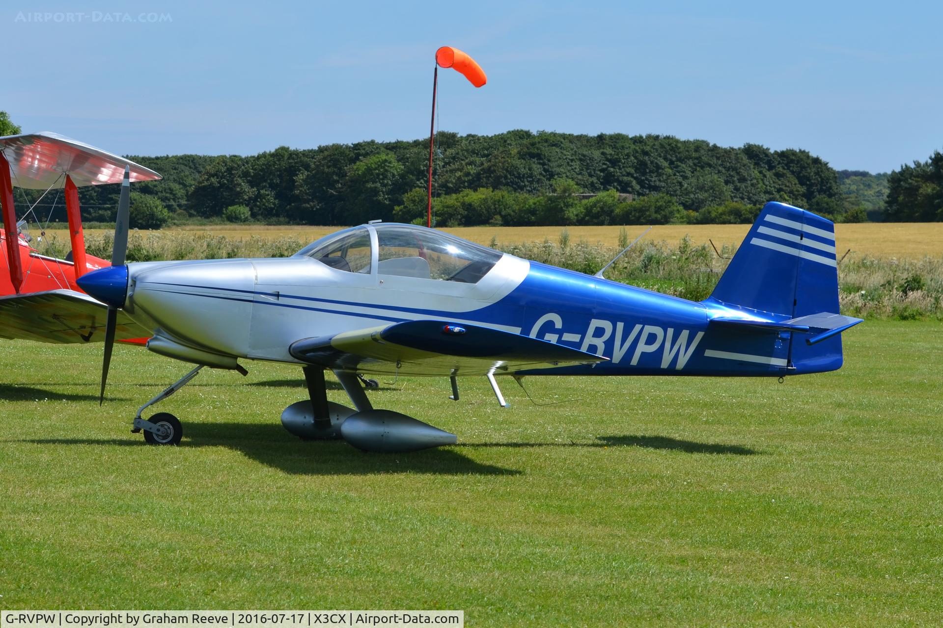 G-RVPW, 2004 Vans RV-6A C/N PFA 181A-13481, Parked at Northrepps.