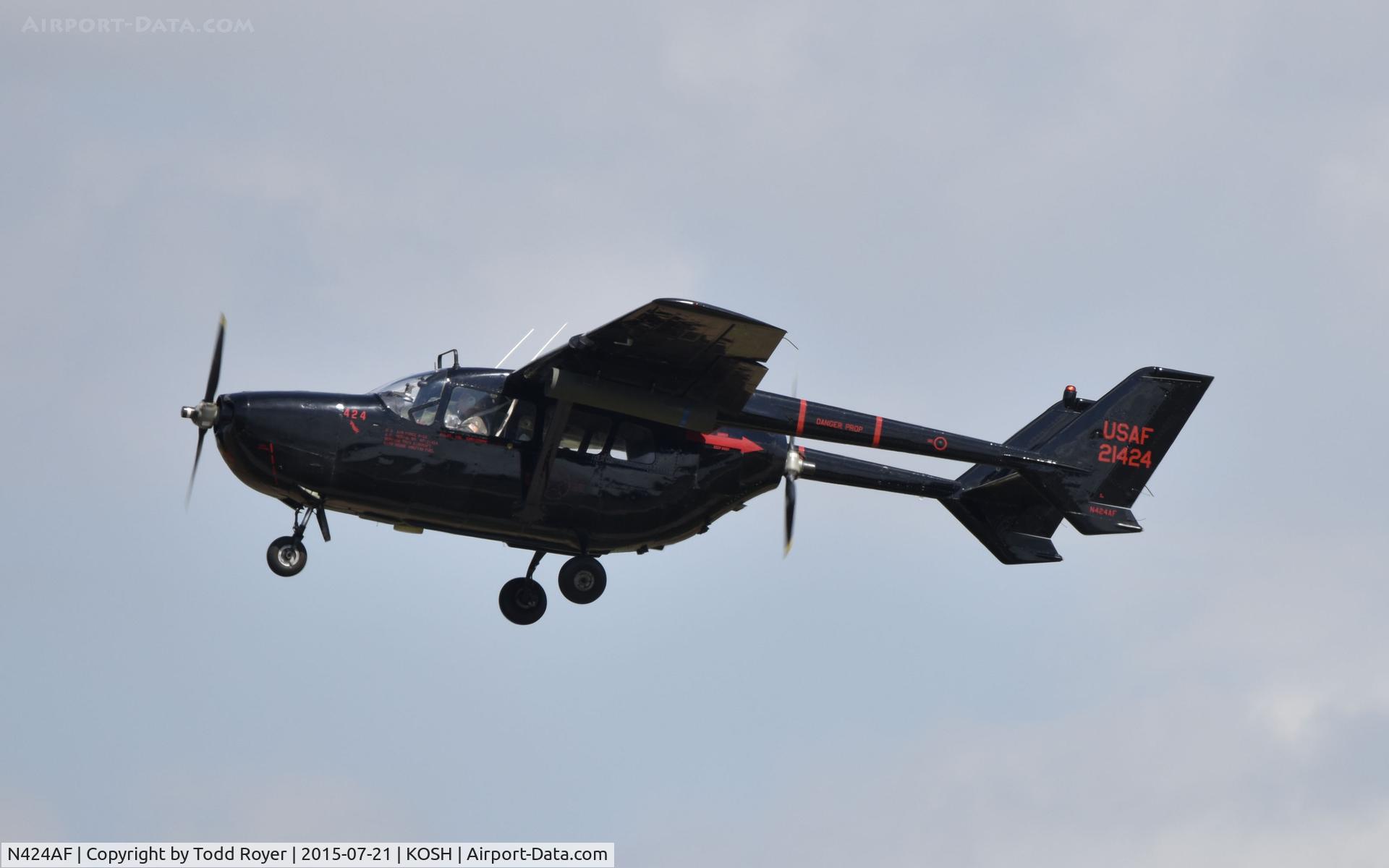 N424AF, 1967 Cessna O-2A Super Skymaster C/N 337M-0130, Airventure 2015