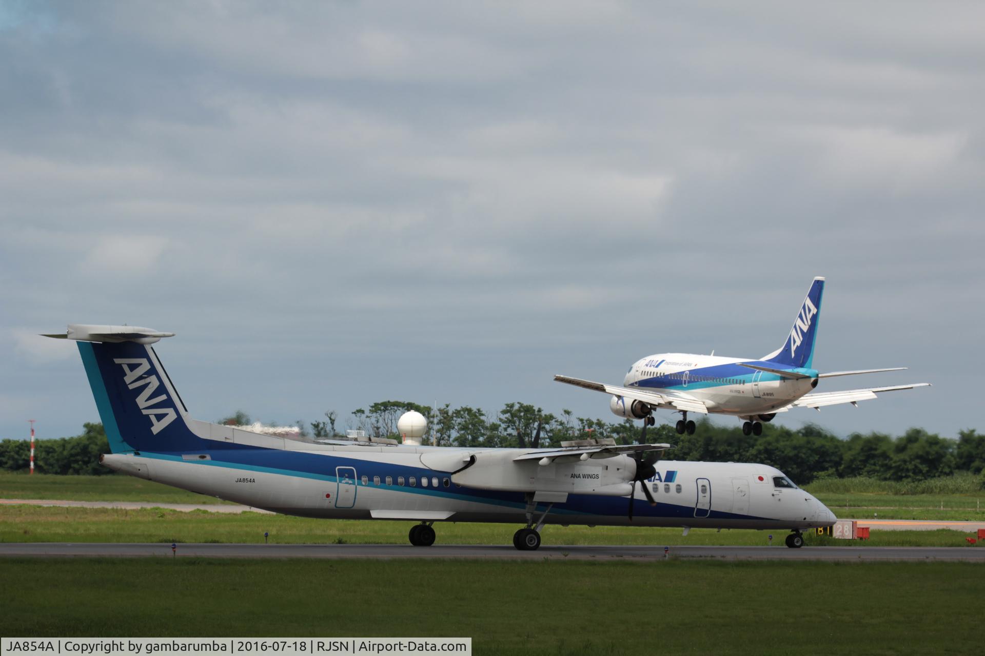 JA854A, 2007 De Havilland Canada DHC-8-402Q Dash 8 C/N 4151, JA854A