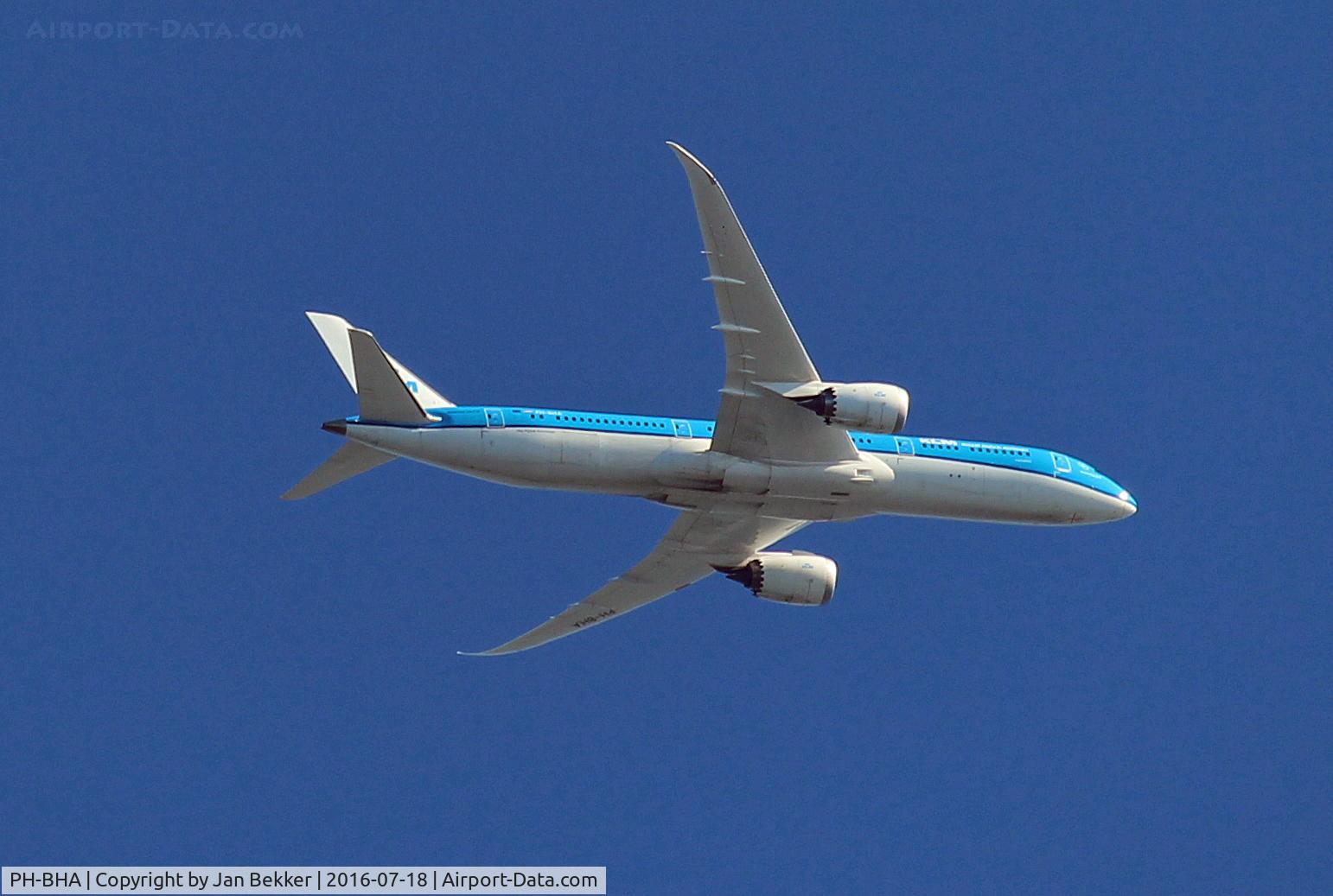 PH-BHA, 2015 Boeing 787-9 Dreamliner Dreamliner C/N 36113, Flying over Lelystad on its way to Schiphol