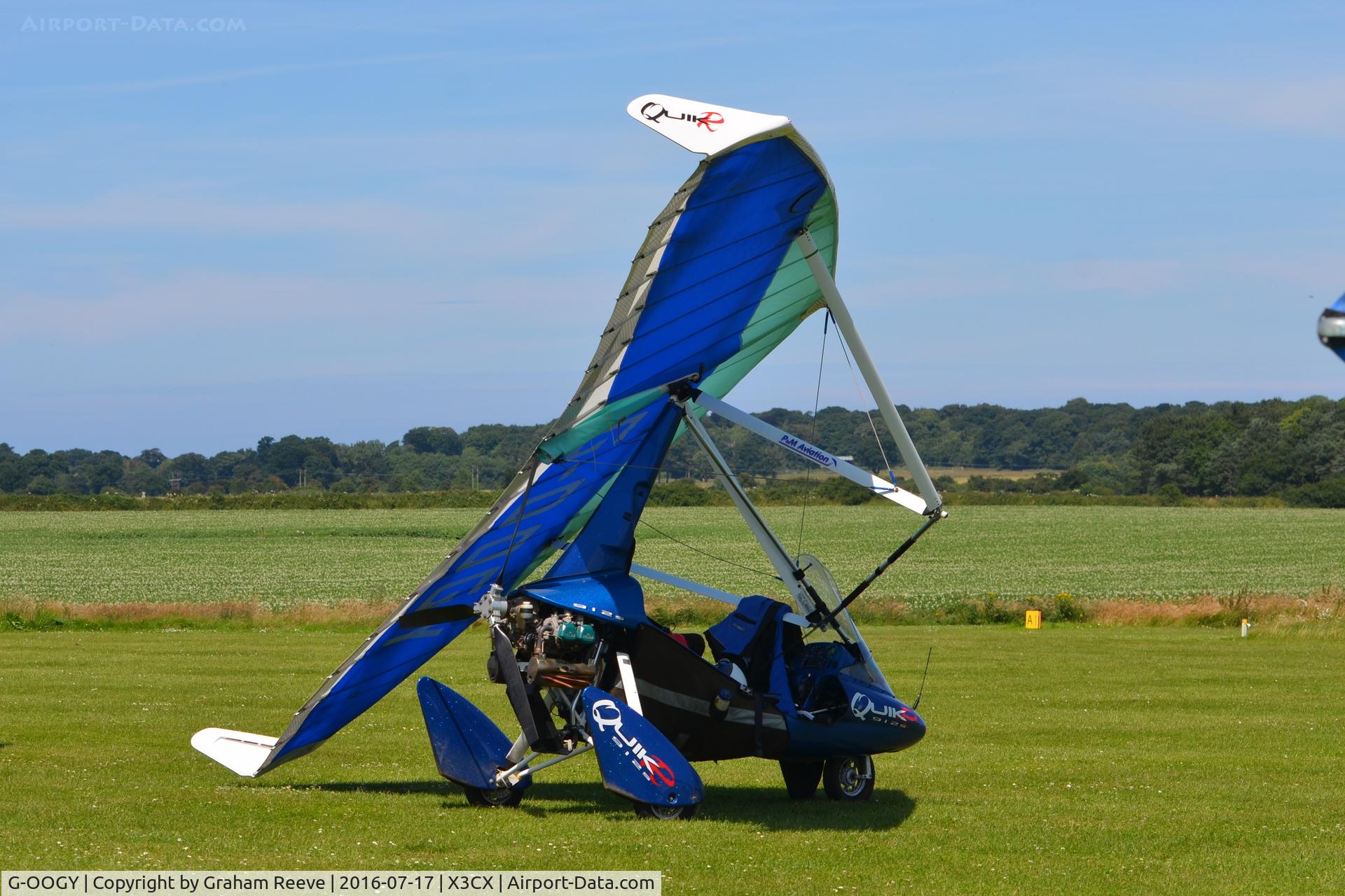 G-OOGY, 2009 P&M Aviation QuikR C/N 8458, Parked at Northrepps.