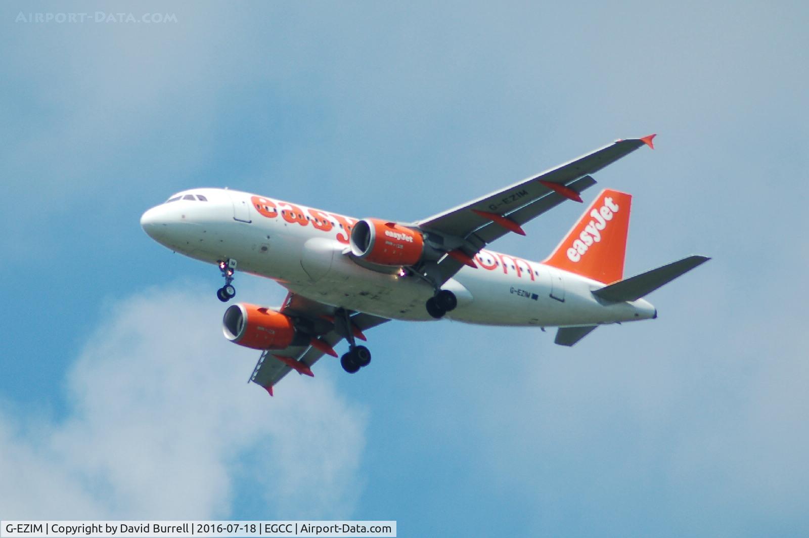 G-EZIM, 2005 Airbus A319-111 C/N 2495, EasyJet G-EZIM on approach to Manchester Airport