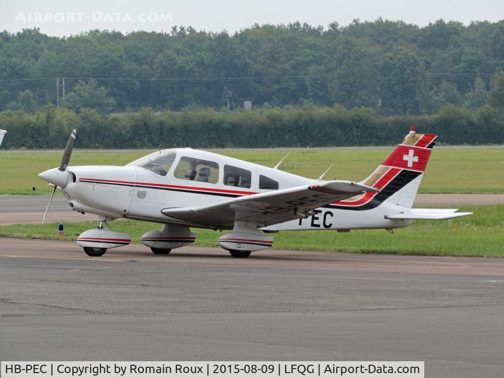 HB-PEC, 1979 Piper PA 28-236 Dakota C/N 28-7911188, Parked