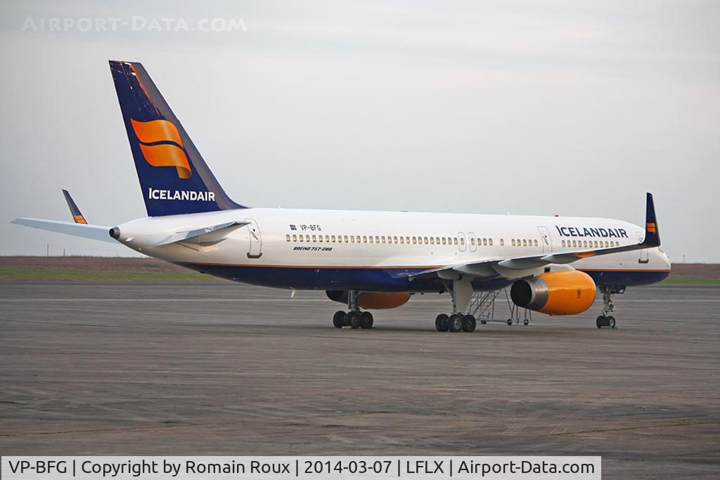 VP-BFG, 1994 Boeing 757-256 C/N 26244, Parked