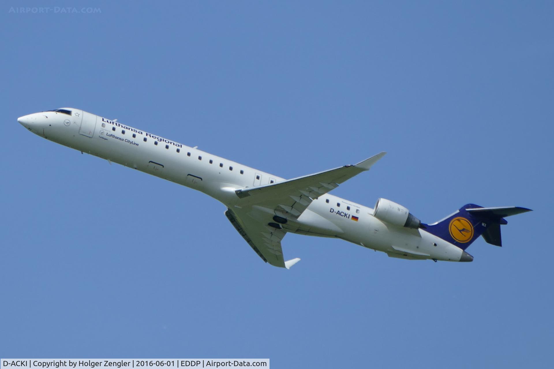 D-ACKI, 2006 Bombardier CRJ-900LR (CL-600-2D24) C/N 15088, Leaving LEJ southbound....