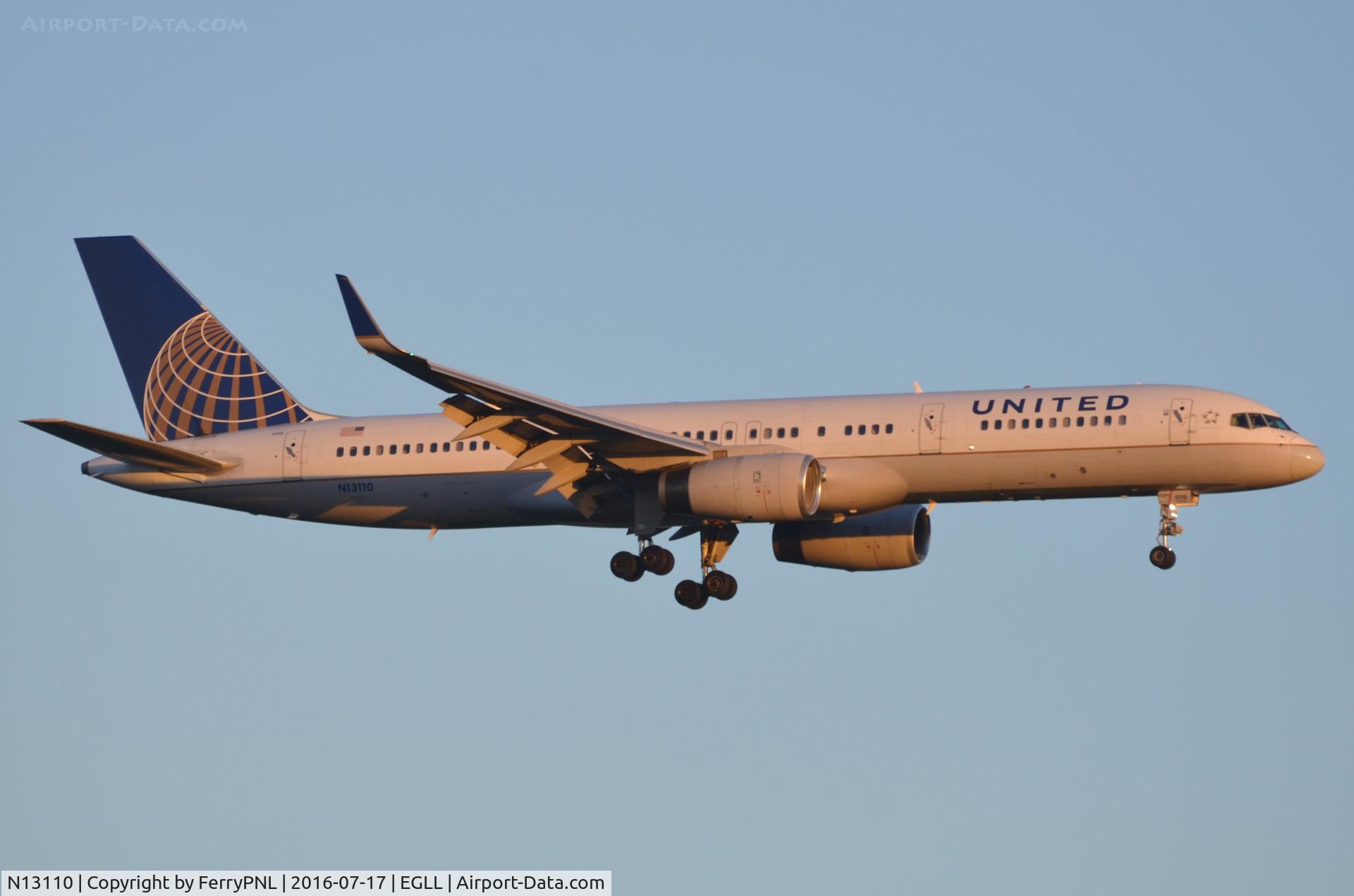 N13110, 1994 Boeing 757-224 C/N 27300, Evening arrival of United B752.