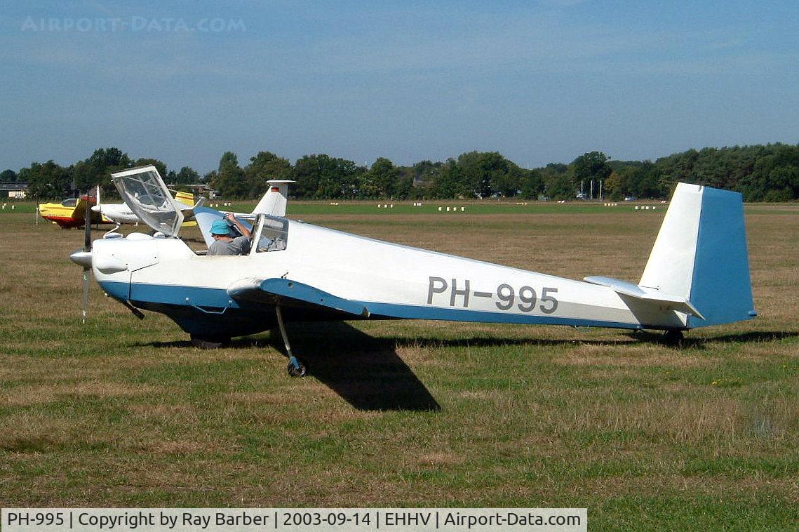 PH-995, Scheibe SF-25D Falke C/N 4640D, Scheibe SF-25D Falke [4640D] Hilversum~PH 14/09/2003