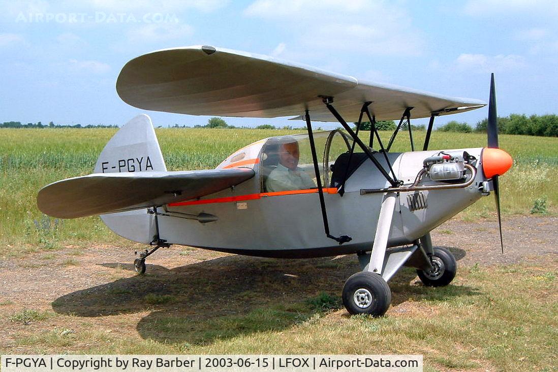 F-PGYA, Mignet HM.293 Pou-du-Ciel Pou-du-Ciel C/N 37, Mignet HM.293M Pou du Ciel [JH.3/37] Etampes/Mondesir~F 15/06/2003