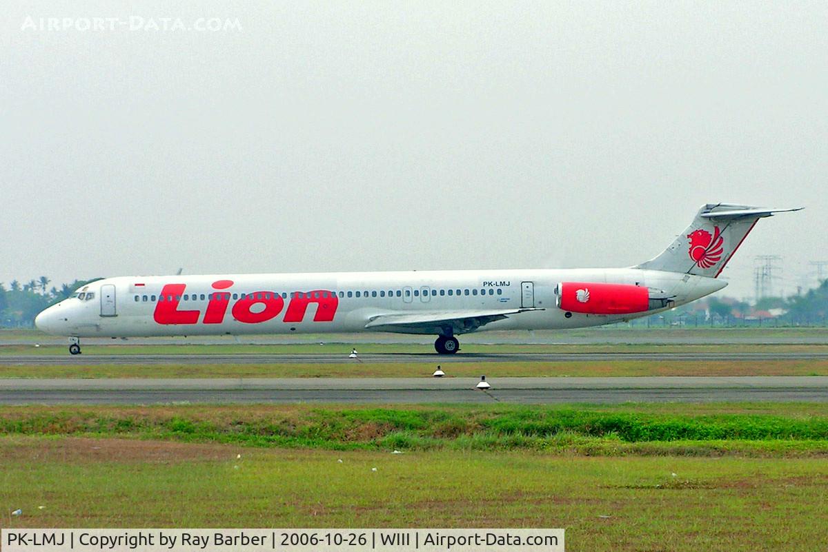 PK-LMJ, 1984 McDonnell Douglas MD-82 (DC-9-82) C/N 49262, McDonnell Douglas DC-9-82 [49262] (Lion Airlines) Jakarta-Soekarno Hatta Int'l~PK 26/10/2006