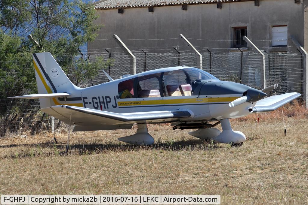 F-GHPJ, Robin DR-400-140B Major C/N 1874, Parked