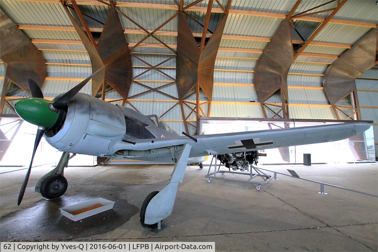 62, SNCAC NC.900 (Focke Wulf Fw.190) C/N 62, SNCAC NC.900 (Focke Wulf Fw.190), Exibited at Air & Space Museum Paris-Le Bourget (LFPB)