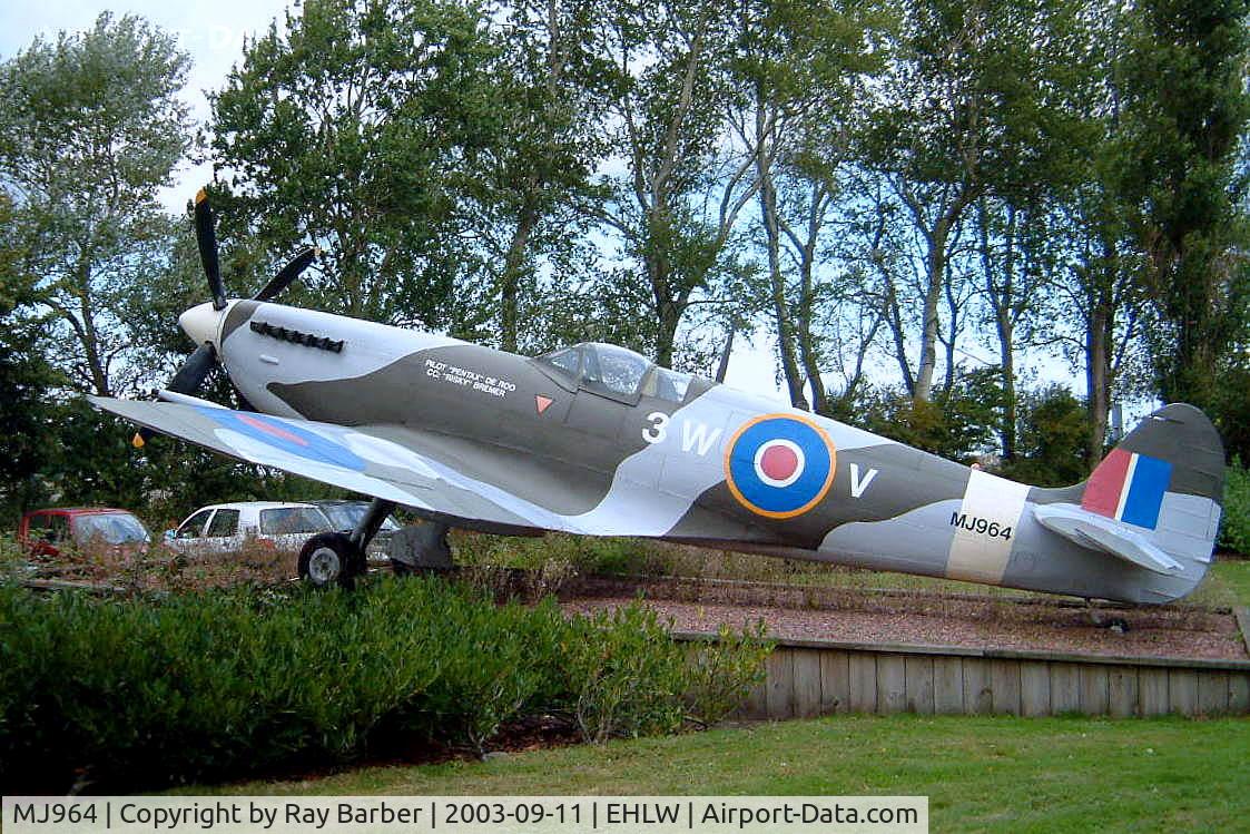 MJ964, Supermarine Spitfire IX Replica C/N Not found MJ964, Supermarine Spitfire IX replica [Unknown] Leeuwarden~PH 11/09/2003