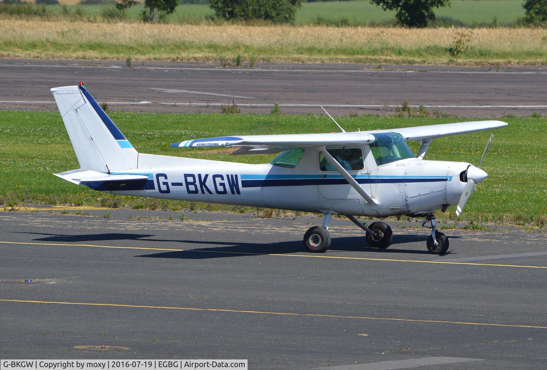 G-BKGW, 1981 Reims F152 C/N 1878, Reims Cessna F152 at Leicester Airport. Ex N9071N