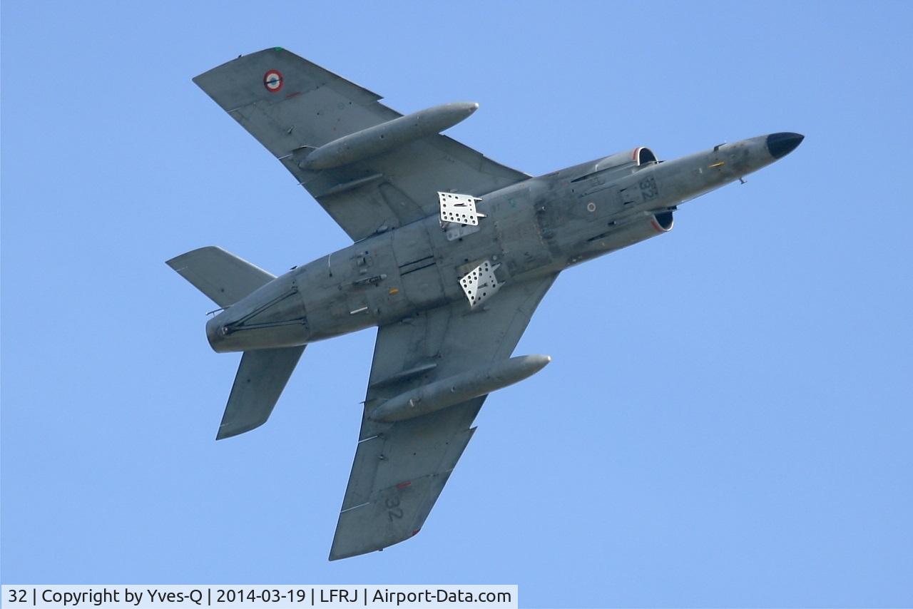 32, Dassault Super Etendard C/N 32, French Naval Aviation Dassault Super Etendard M (SEM), Break over Landivisiau Naval Air Base (LFRJ)