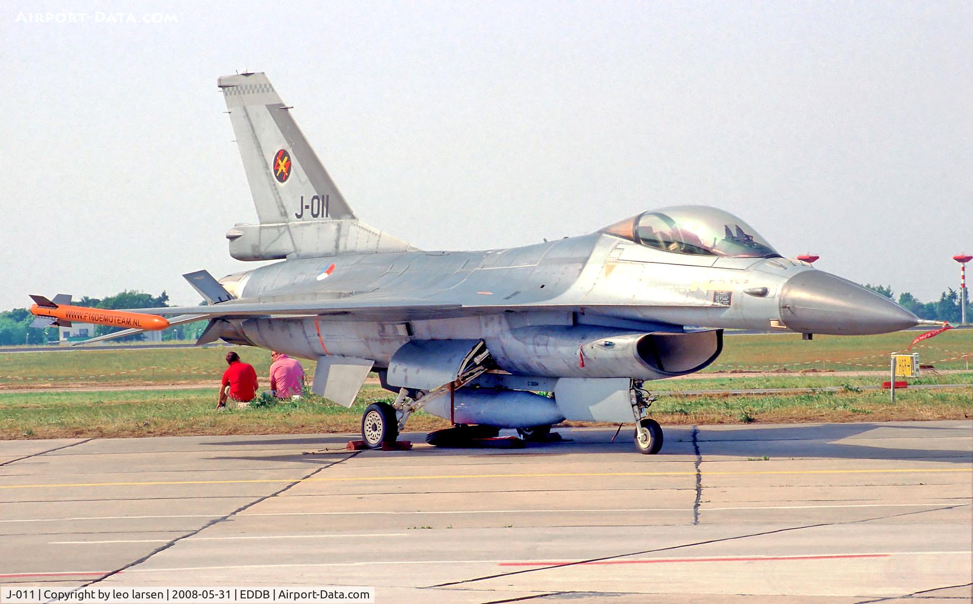 J-011, Fokker F-16AM Fighting Falcon C/N 6D-167, Berlin Air Show 31.5.08