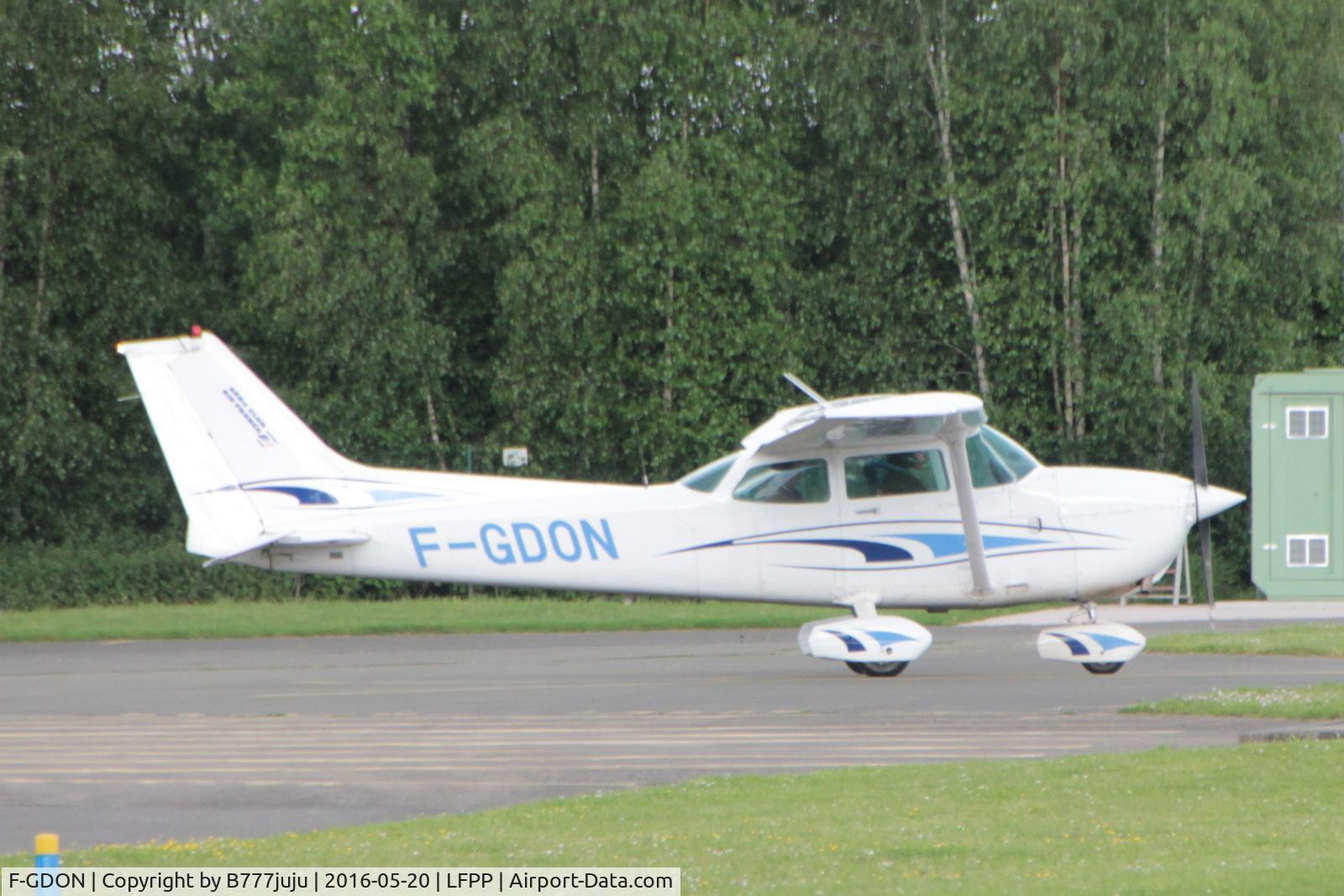 F-GDON, Reims F172P C/N 2203, at Le Plessis-Belleville