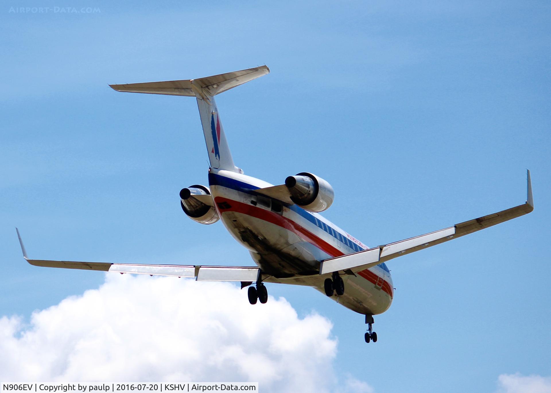 N906EV, 2002 Bombardier CRJ-200ER (CL-600-2B19) C/N 7642, At Shreveport Regional.