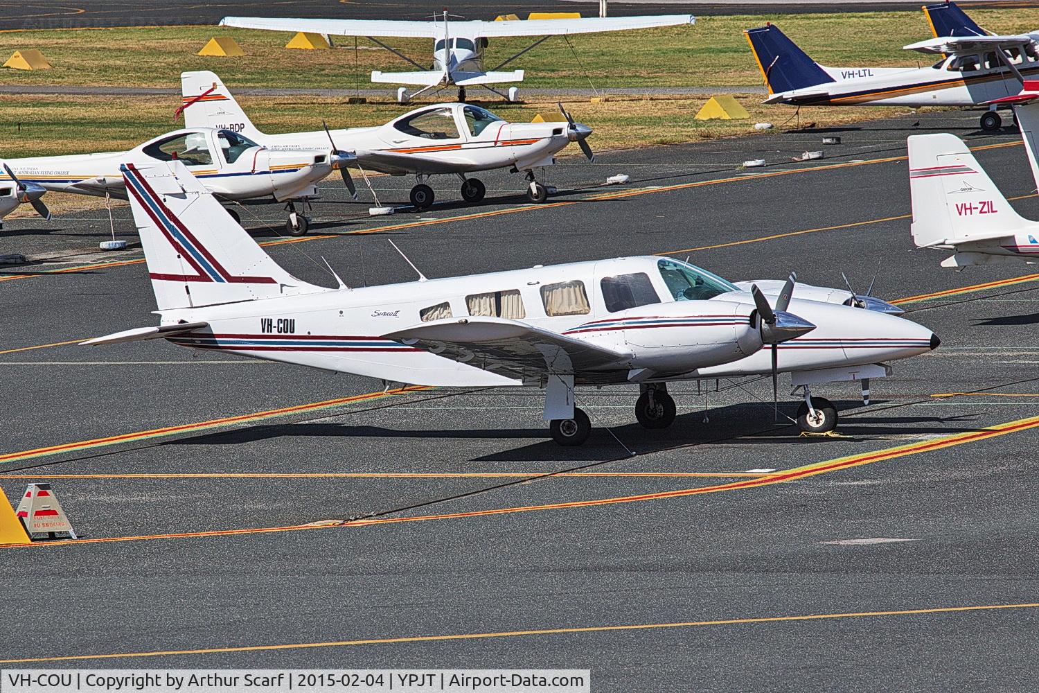 VH-COU, 1978 Piper PA-34-200T Seneca II C/N 34-7870273, Jandakot WA February 2015