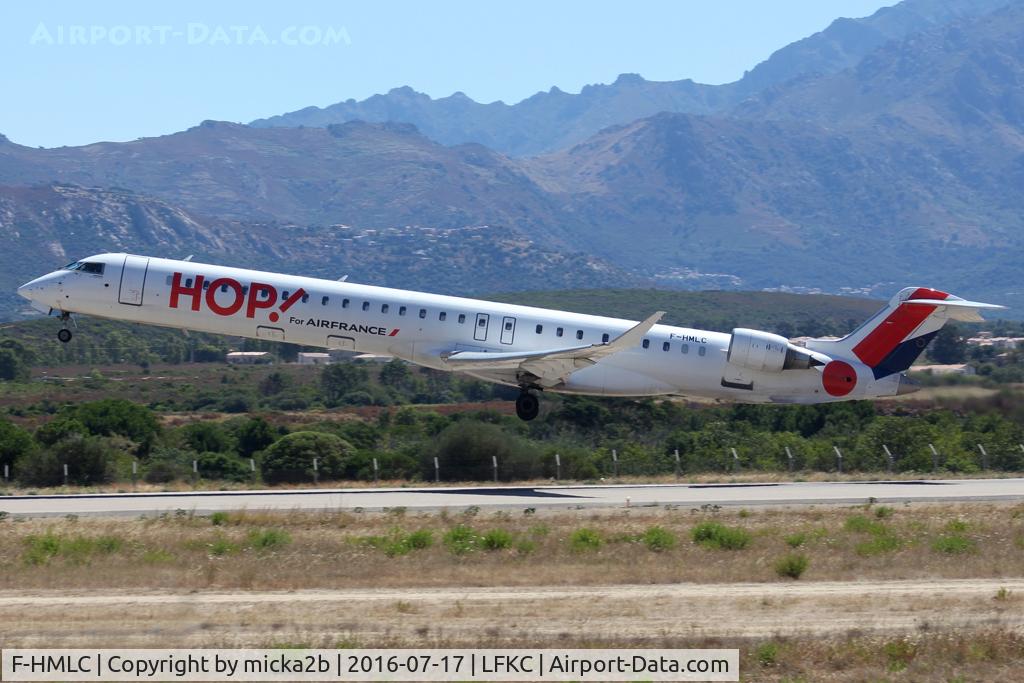 F-HMLC, 2010 Bombardier CRJ-1000EL NG (CL-600-2E25) C/N 19006, Take off