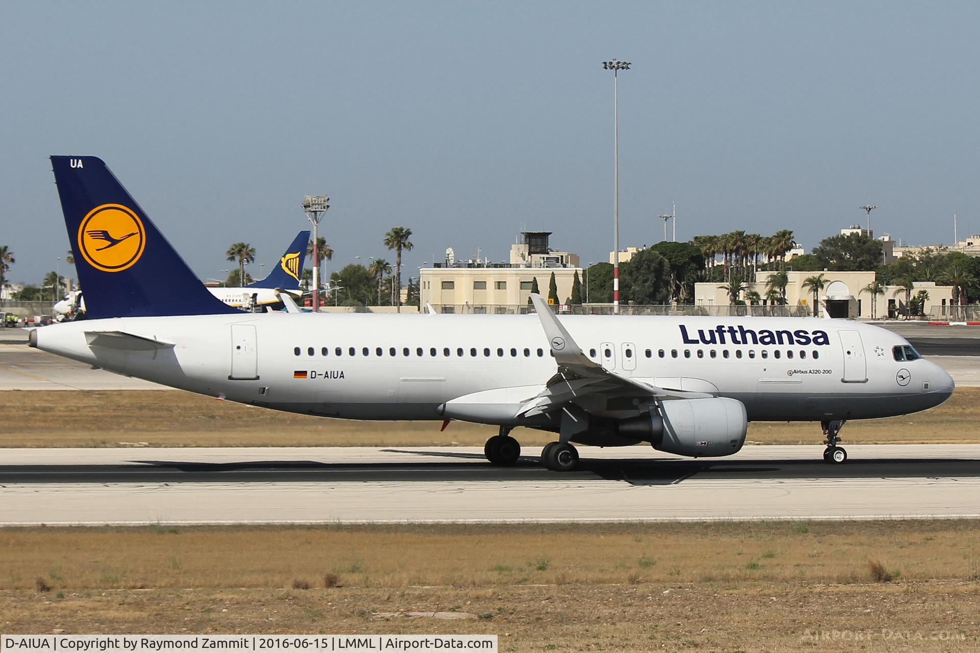 D-AIUA, 2013 Airbus A320-214 C/N 5935, A320 D-AIUA Lufthansa