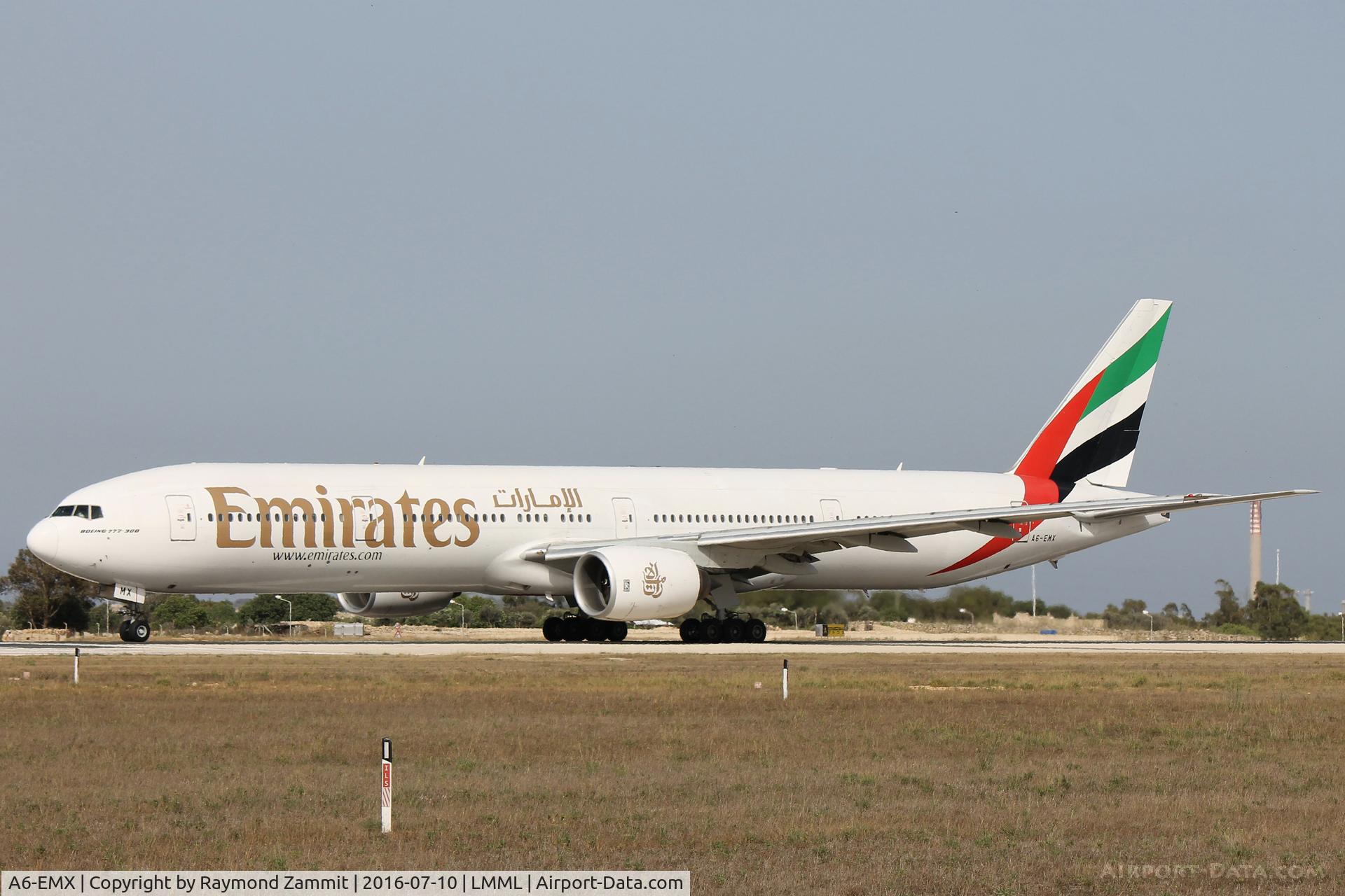 A6-EMX, 2003 Boeing 777-31H C/N 32702, B777 A6-EMX Emirates Airlines