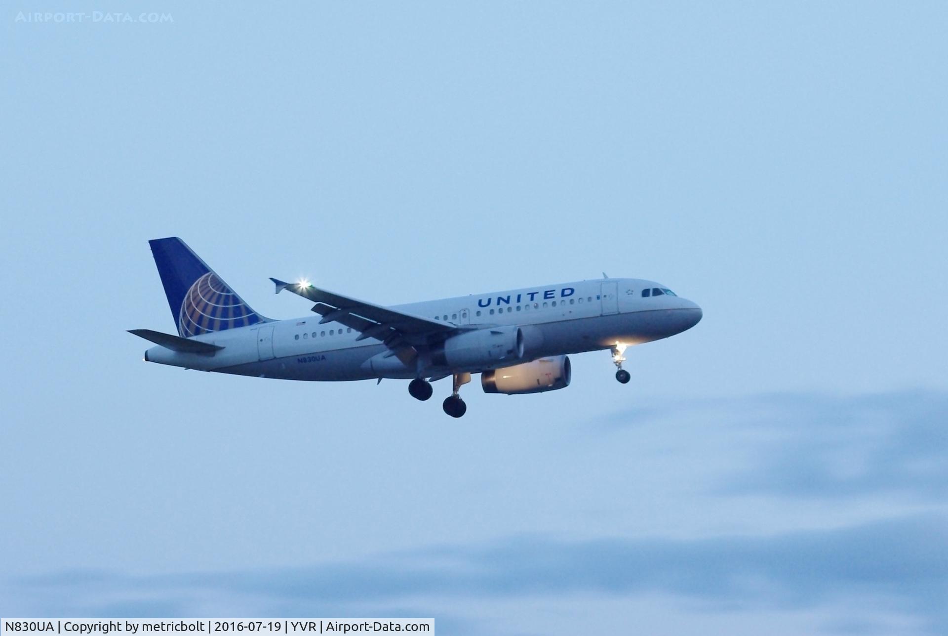 N830UA, 2000 Airbus A319-131 C/N 1243, Arrival from IAH