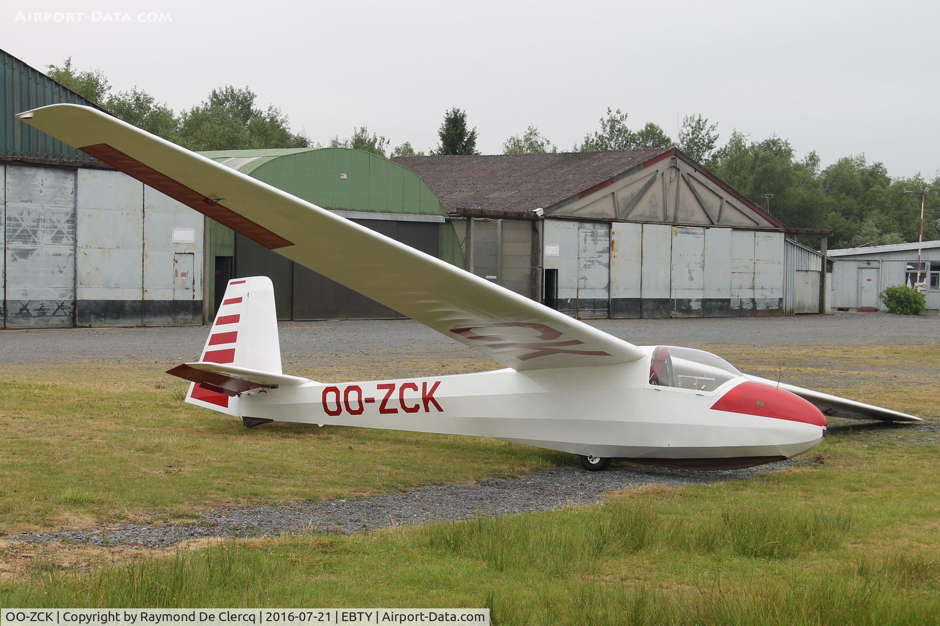 OO-ZCK, 1966 Schleicher Ka-8B C/N 8608, At Maubray.