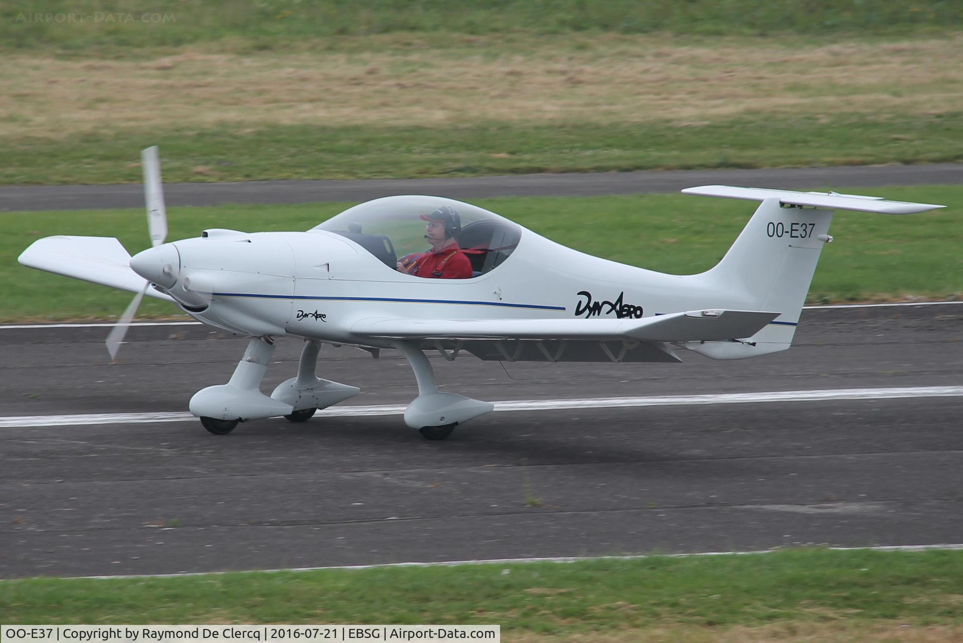 OO-E37, 2003 Dyn'Aero MCR-01ULC C/N 267, Landing.