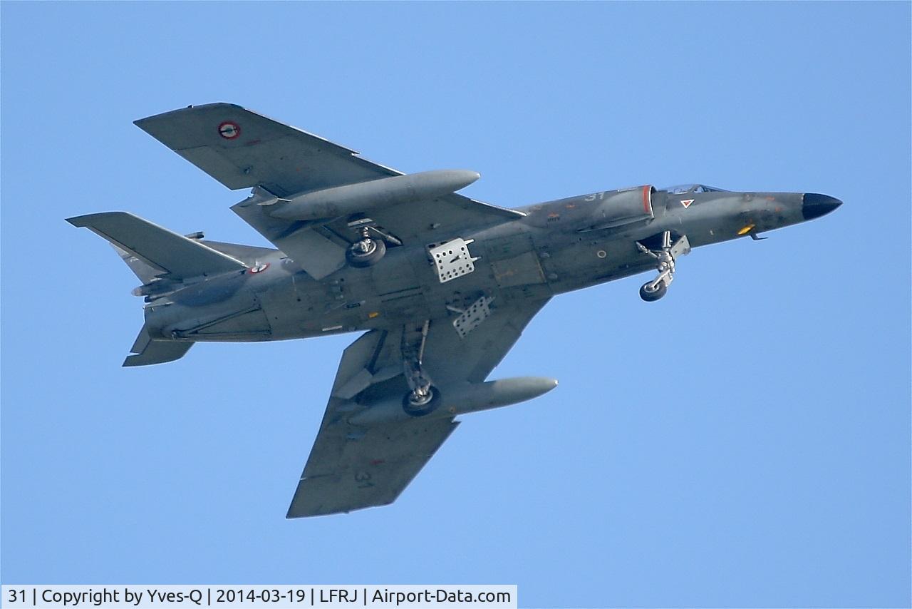 31, Dassault Super Etendard C/N 31, French Naval Aviation Dassault Super Etendard M (SEM), Short approach rwy 08, Landivisiau Naval Air Base (LFRJ)