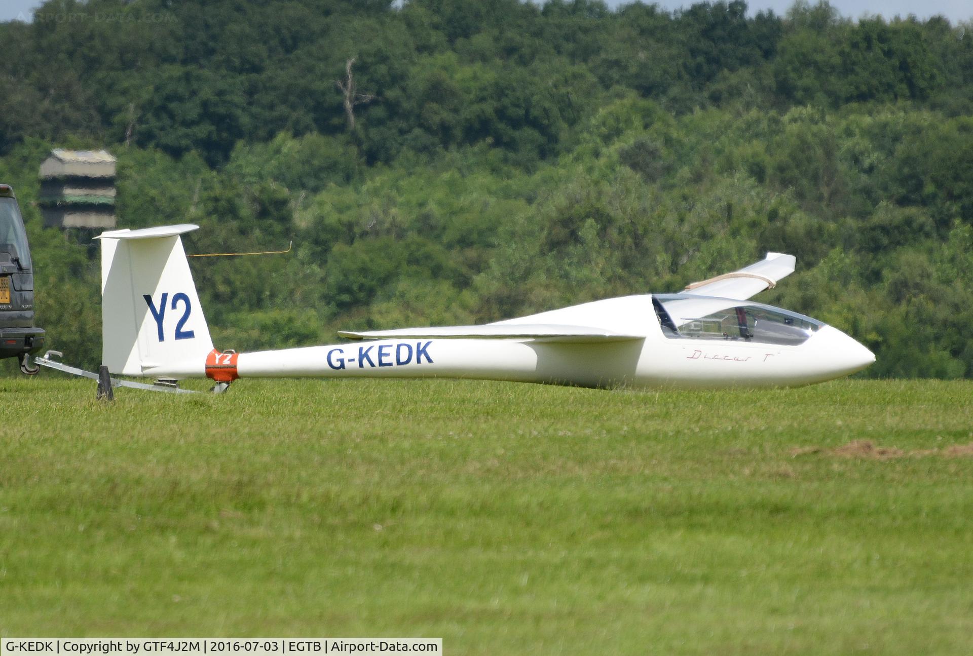 G-KEDK, 1992 Schempp-Hirth Discus bT C/N 81, G-KEDK at Booker 3.7.16