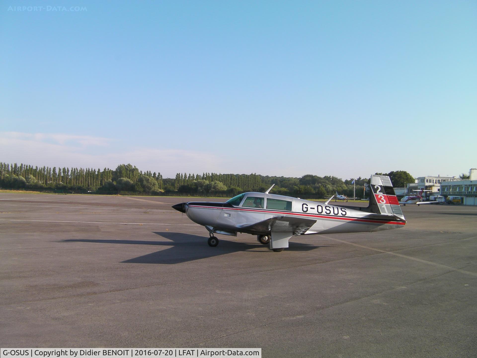 G-OSUS, 1980 Mooney M20K C/N 25-0429, Mooney M20K